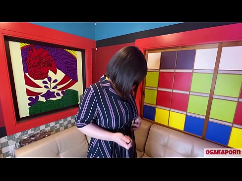 ❤️ Cutie Japanese nwere nnukwu nnụnnụ tit na-eji ihe ụmụaka egwuri egwu na-enwe mmekọahụ na-emetọ onwe ya ma nwee orgasm. Ọ na-ekwu na N'ajụjụ ọnụ banyere ya iberibe ahụmahụ. Nnukwu nnụnnụ tit na ọtụ ntutu na-asụ ude nke ukwuu. Osakaporn ❤️❌  Mmekọahụ  ❤